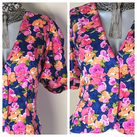 100% Silk Vibrant Bold Floral Print "Papell" Cropped Blouse Blazer - Picture 11 of 15